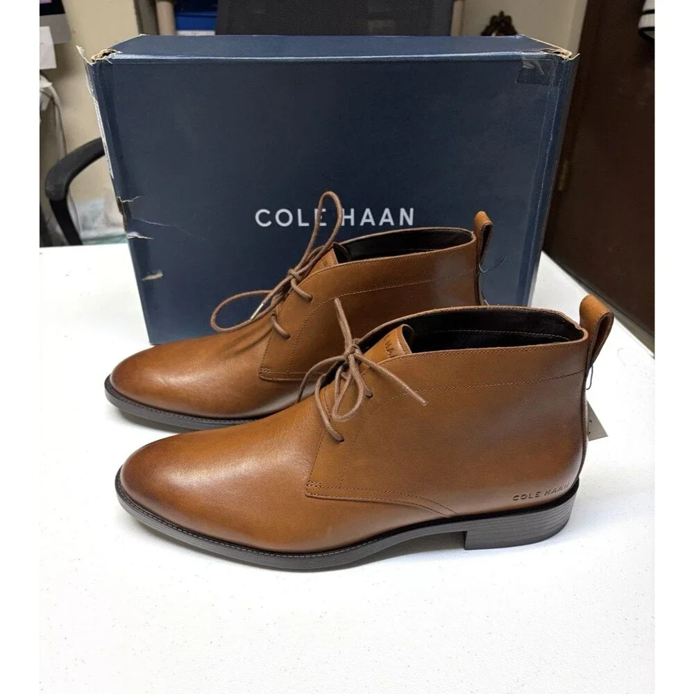 Cole Haan Hawthorne Leather Chukka Boot 9M British Tan C38728